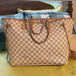 Louis Vuitton Neverfull MM